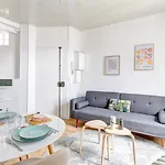 524 Sandra - Charming 18eme