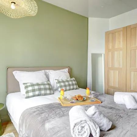 524 Sandra - Charming 18eme Appartement