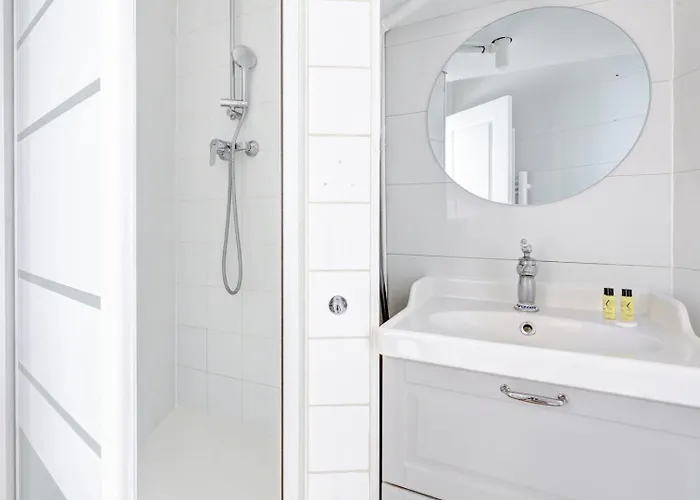 524 Sandra - Charming 18eme Lejlighed Paris
