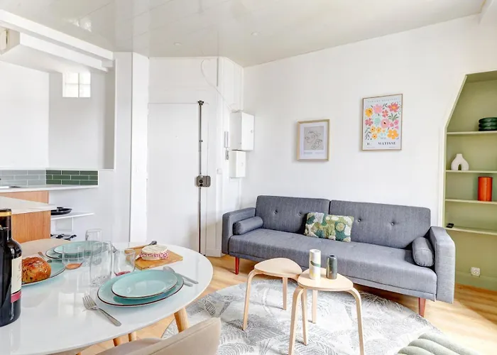 524 Sandra - Charming 18eme